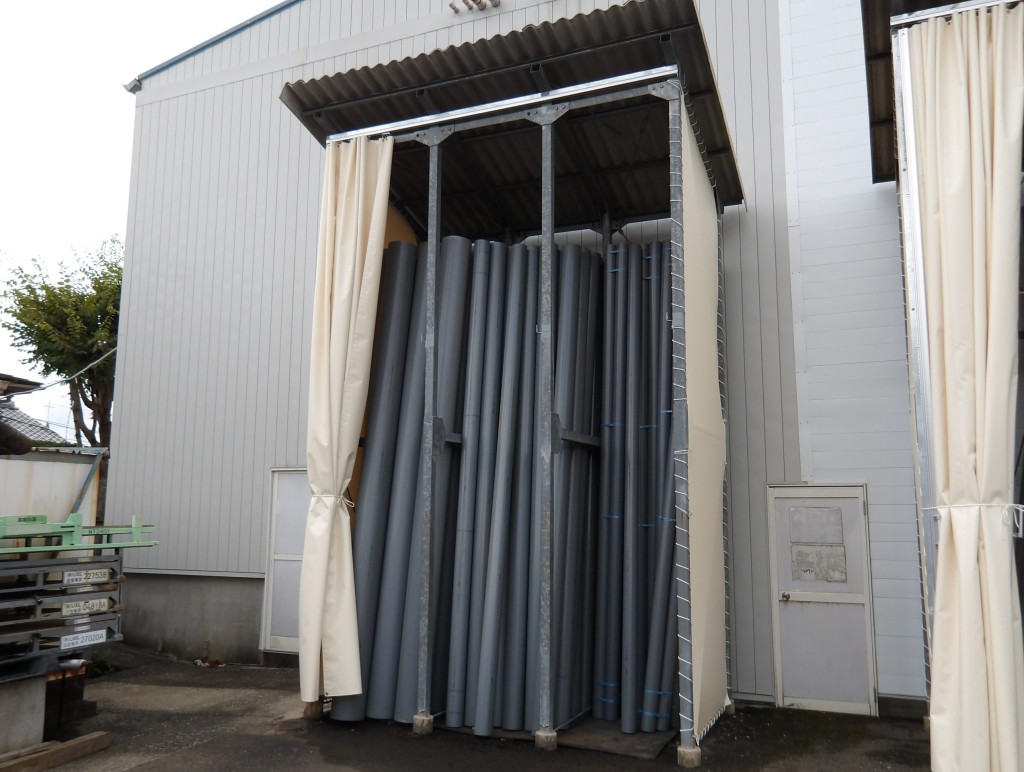 屋外カーテン