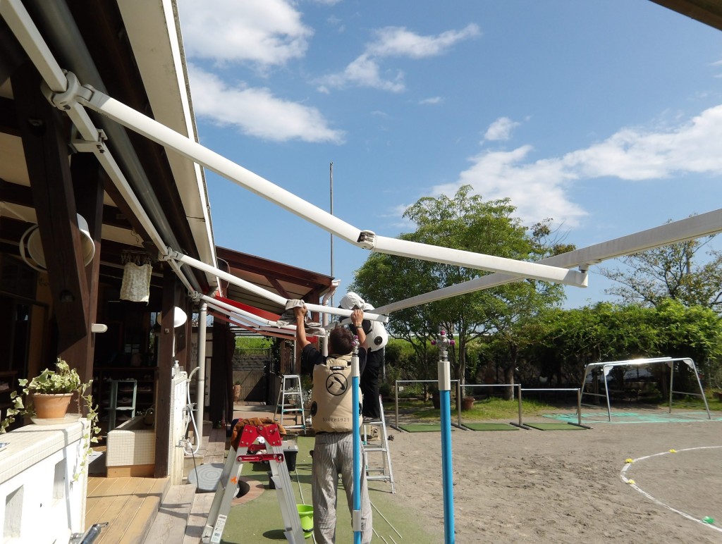オーニングテント張り替え