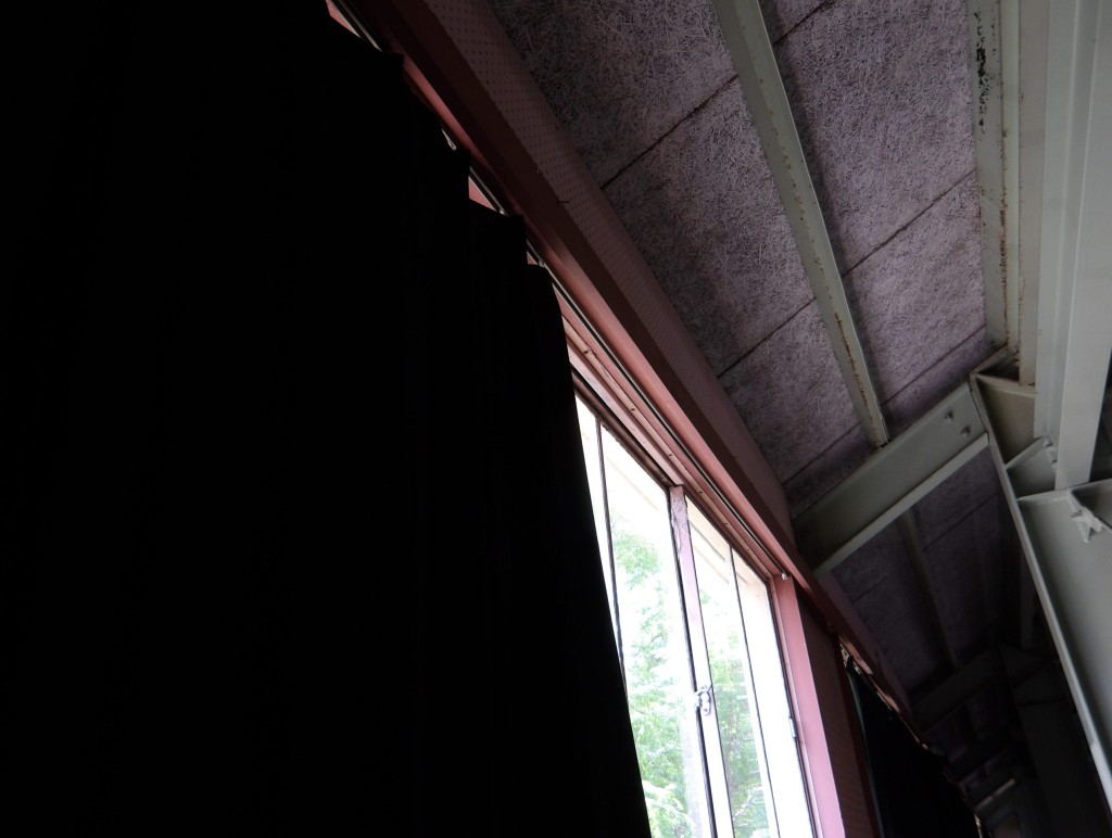 紐引きカーテン