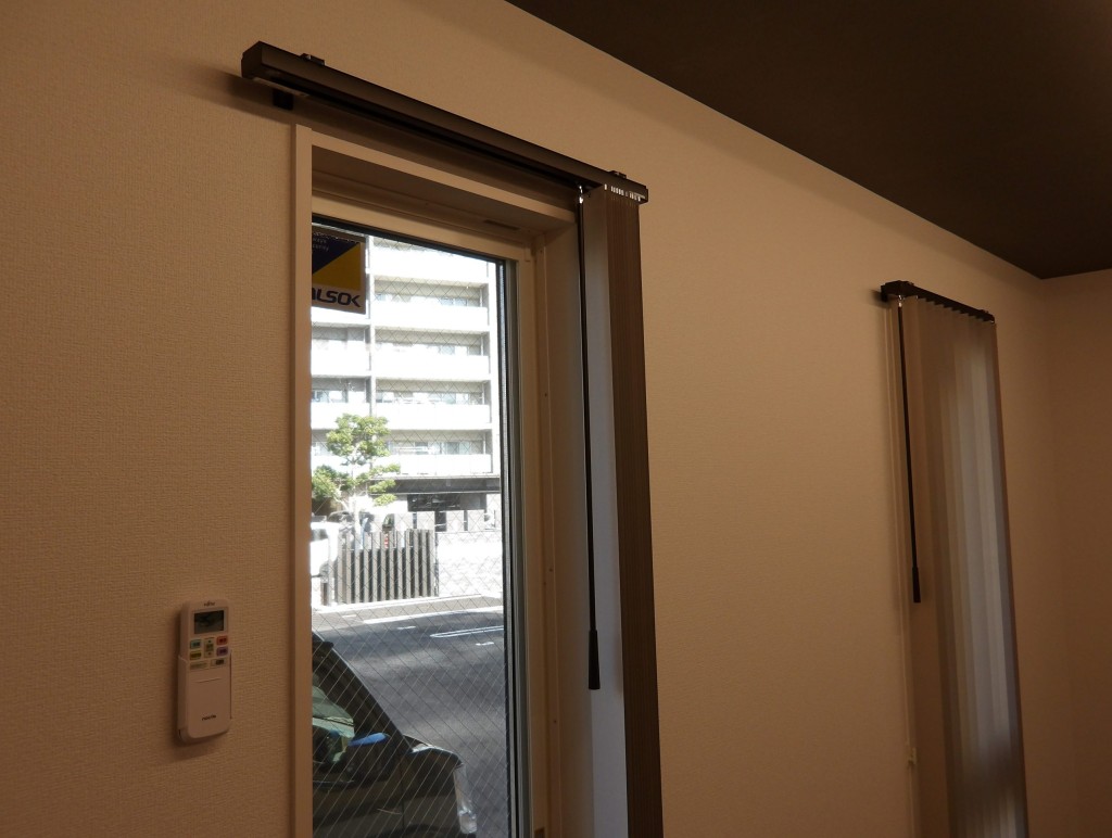 スリムなタテ型ブラインド